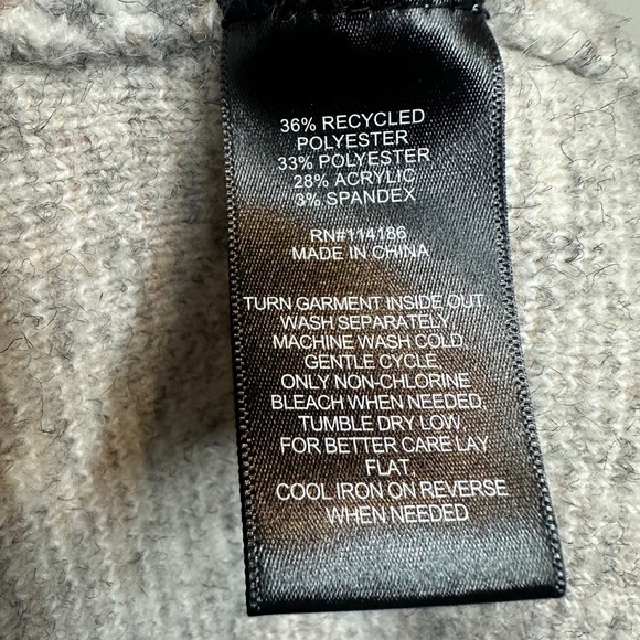 Frye Women's Xlarge Beige and White Geometric Aztec long Cardigan Sweater - Picture 7 of 9